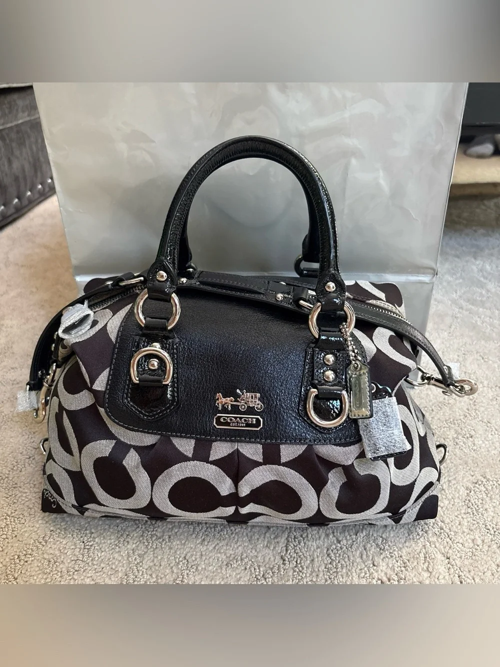 Coach Madison Signature Op Art Sabrina